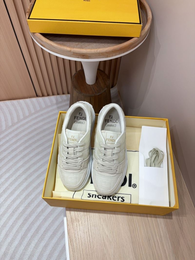 Fendi Low Shoes